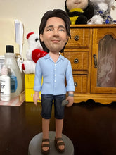 Load image into Gallery viewer, Custom Bobbleheads Fully Body Customizable 1 Person  With Engraved Text