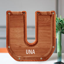 Load image into Gallery viewer, 刻字字母胡桃木存钱罐B2BCBS4497A-B2BCBS4497Z