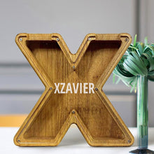 Load image into Gallery viewer, MM-刻字木质存钱罐摆件CBS793A-CBS793Z